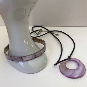 Vintage Mother of Pearl Shell Inlay Bangle Bracelet & Shell Pendant Necklace Set